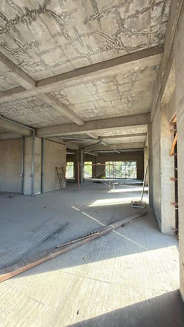 Аренда коммерческой недвижимости: Сдаю Помещение целиком: 470 м², В жилом комплексе, Недействующий бизнес — 5