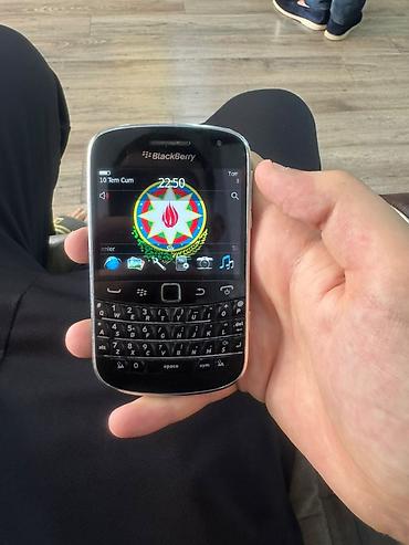azercell modem satilir: Blackberry Bold Touch 9900, rəng - Qara, Düyməli — 1