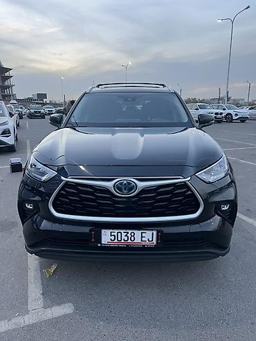 бочки на радиатор: Toyota Highlander: 2020 г., 2.5 л, Автомат, Гибрид, Кроссовер — 4