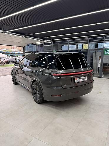 byd e1: Lixiang L9: 2023 г., Гибрид, Кроссовер — 4