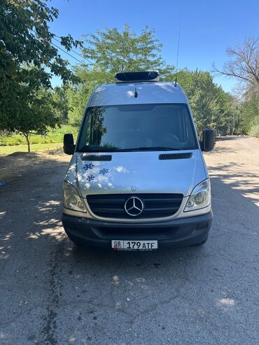 меняю на спринтер холодильник: Легкий грузовик, Mercedes-Benz, Стандарт, 3 т, Б/у