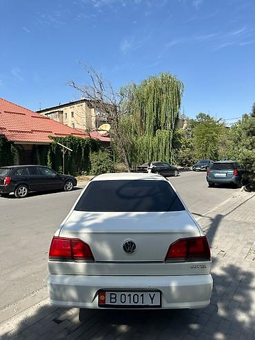 авто жетта: Volkswagen Jetta: 2012 г., 1.6 л, Механика, Седан — 1