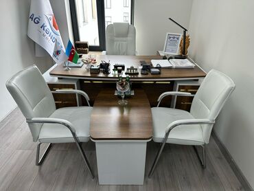 islenmis ofis kreslolari: Dest,kreslo,iki musafir stulu hamisi biryerde satilir. ela
