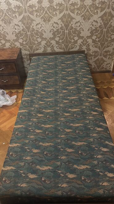 tek adamliq carpayi: Б/у, Односпальная кровать, Без подьемного механизма, С матрасом, Азербайджан