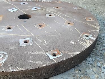 pecenjara za prasice na plin: Tocilo 560x40mm, rupa 50mm, za bocno brusenje sa rupama za — 3