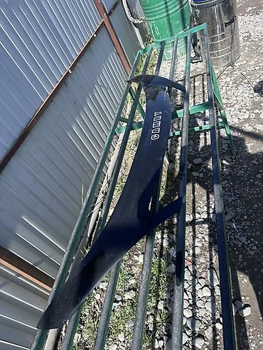 Решетки радиатора: Решетка радиатора Toyota Оригинал — 3