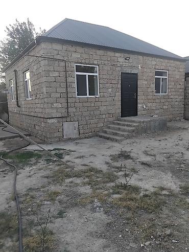 4 otaqlı ev: 4 otaqlı həyət evi 3 sotda - Bir mərtəbəli, daş divarlı həyət evi - — 4
