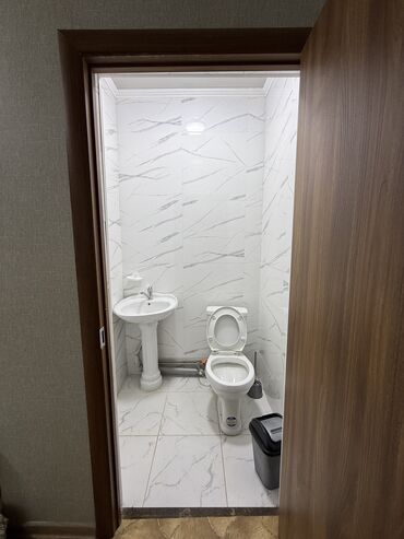 Продажа домов: Коттедж, 200 м², 5 комнат at lalafo.kg — 11 Продажа домов: Коттедж, 200 м², 5 комнат — 11