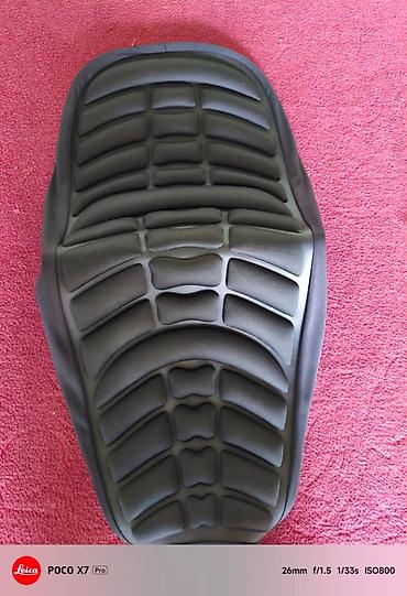 Аксессуары для велосипеда/мотоцикла: - Крепление на руль: пластиковая — 3