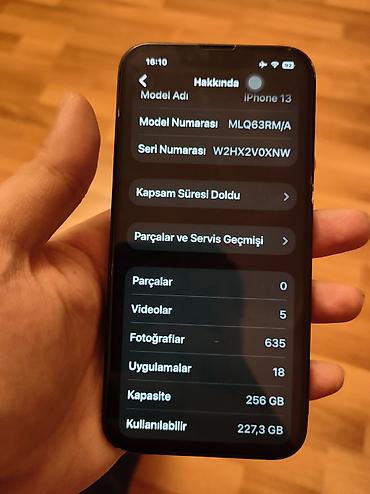 Apple iPhone: IPhone 13, 256 GB, Qara — 3