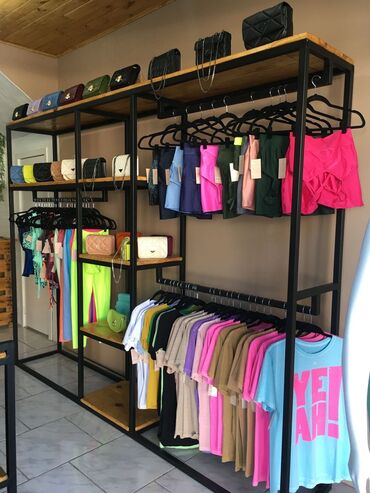 Кронштейны, стойки: Кронштейн Для телефонов и их аксессуаров, Материал: Стекло, С ящиками, Новый — 5