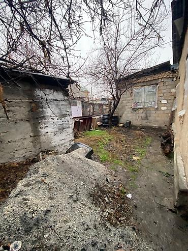 Продажа коттеджей и домов: 🏡 **Срочно продаётся дом!** 📍 г. Бишкек, ул. Тоголок Молдо (район — 15