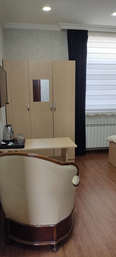 Otaqların günlük kirayəsi: Geniş və rahat qonaq otağı/kiralık otaq. Xüsusiyyətlər: İnşaatçılar — 2