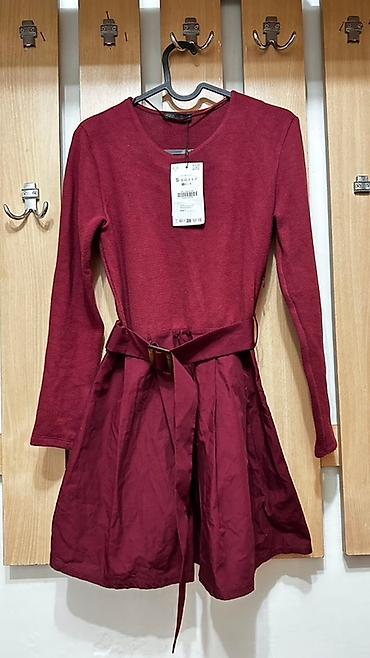 плаья: Платье винного цвета от Zara. Модель с длинными рукавами и поясом с — 7