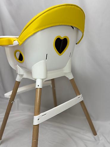 Стульчики для кормления: Продаются новые стульчики для кормления. Стильные и удобные . Съемный — 27