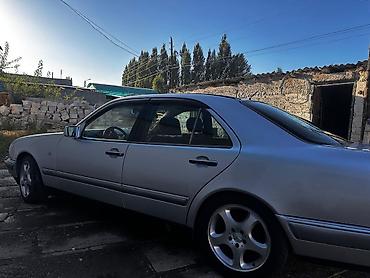 Продажа авто: Mercedes-Benz E-Class: 1996 г., 3.2 л, Автомат, Бензин, Седан — 2