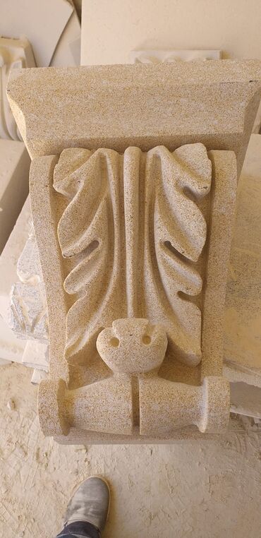 Bitkilər üçün dibçəklər: Bahar və yay çiçəkləri üçün nəzərdə tutulmuş, daşdan hazırlanmış -da lalafo.az — 34 Bitkilər üçün dibçəklər: Bahar və yay çiçəkləri üçün nəzərdə tutulmuş, daşdan hazırlanmış — 34