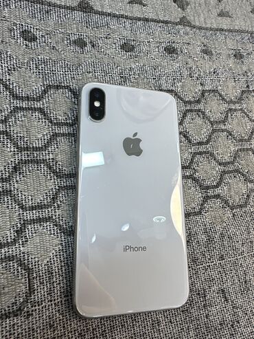 Apple iPhone: IPhone X, Б/у, 64 ГБ, Белый, Зарядное устройство, Защитное стекло, Чехол, 100 %