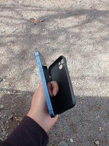 Apple iPhone: IPhone 13, Б/у, 256 ГБ, Голубой, Зарядное устройство, Защитное стекло, Чехол, 89 % — 4