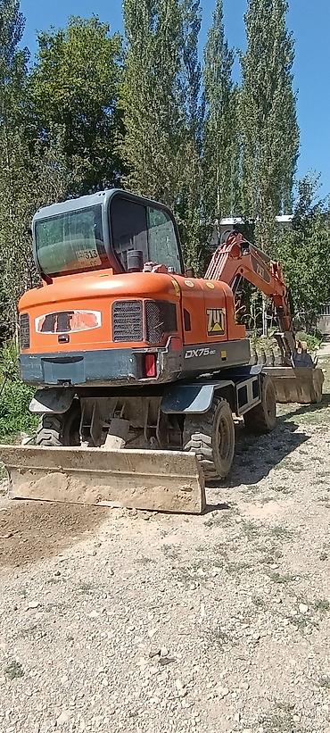 мото ендуро: Экскаватор, 2021 г., Колесный — 4