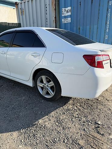 Унаа: Toyota Camry: 2014 г., 2.5 л, Автомат, Бензин, Седан — 5