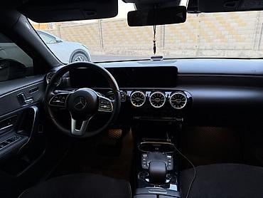 Транспорт: Mercedes-Benz A-Class: 2021 г., 2 л, Автомат, Бензин, Седан — 8