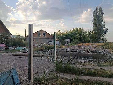 Продажа коттеджей и домов: Продаю дом в новопокровке ройон пост гай участок по документам 6 соток — 8