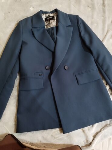 женские пиджаки 50 размера: Пиджак, S (EU 36), M (EU 38)