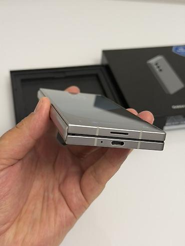 galaxy z fold 8 цена: Samsung Galaxy Z Fold6, Б/у, 256 ГБ, цвет - Серебристый, 1 SIM — 10