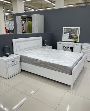 модульная мебель: Двуспальная Кровать, Новый