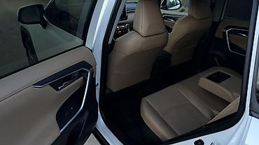 Toyota: Toyota RAV4: 2023 г., 2.5 л, Вариатор, Гибрид, Кроссовер — 9