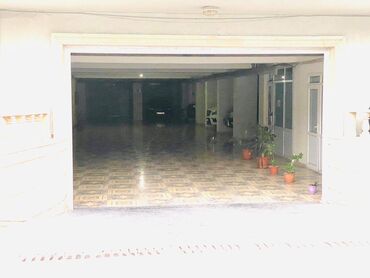 Uzunmüddətli kirayə mənzillər: Nəsimi rayon, 20 yanvar metrosu yanında 17 mərtəbəli binanın 9-cu — 16