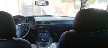 maş: QAZ 24 Volga: 2.5 l | 1986 il | 300000 km Sedan