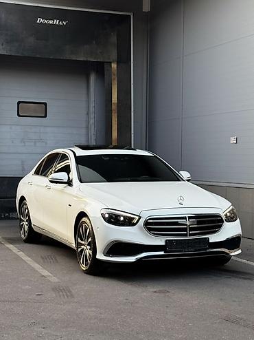 ниже рынка: Mercedes-Benz E-Class: 2020 г., 2 л, Автомат, Электромобиль, Седан — 4