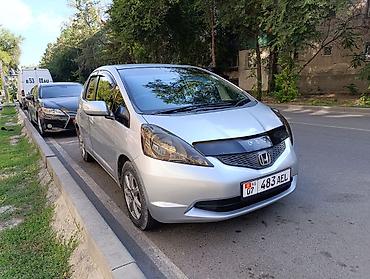 bmw e29: Honda Fit: 2007 г., 1.3 л, Автомат, Бензин, Хэтчбэк — 1