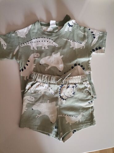 beba kids kragujevac: H&M, Set: T-shirt, 80