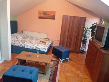 Stan na dan: Studio-stan — 10