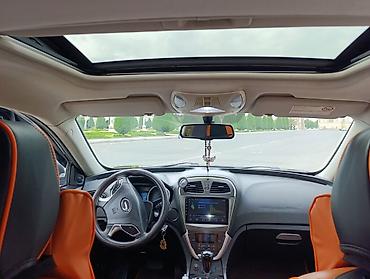 barmaqliq: GAC Trumpchi GS5 krossover - Ban növü: SUV/krossover -Qİymət 16.800 — 8