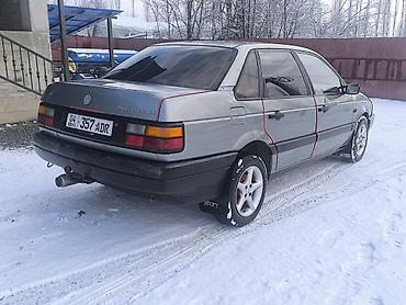 Volkswagen: Volkswagen Passat: 1989 г., 1.8 л, Механика, Бензин, Седан — 5