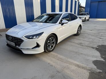 машины 2010 года и выше: Hyundai Sonata: 2019 г., 2 л, Автомат, Газ, Седан