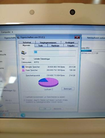 Ostali laptopovi i netbook računari: Kompaktan mini beli Laptop 10" sa punjacem i torbicom, donet iz — 12