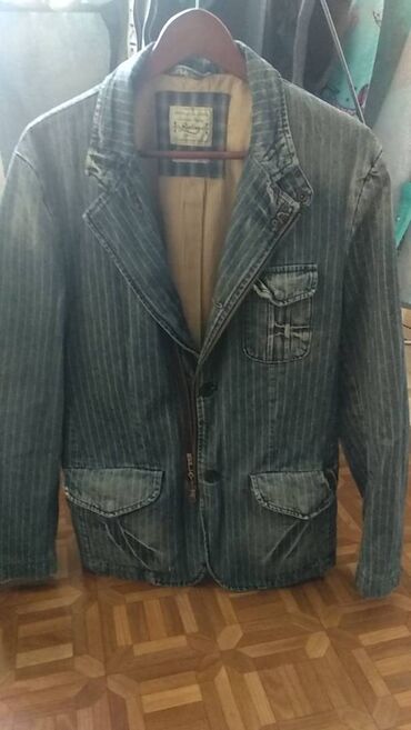куртка джинсовая мужская: Куртка M (EU 38)