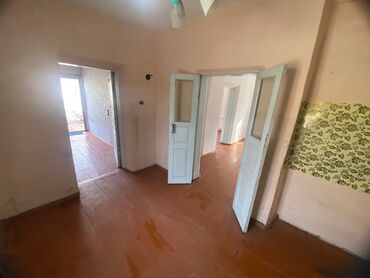 Продажа домов: Дом, 100 м², 3 комнаты, Собственник, Старый ремонт — 5