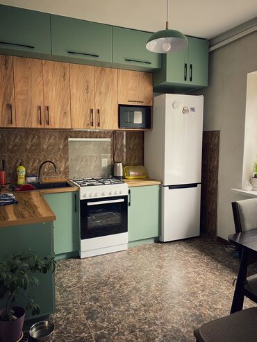 продаю дом пишпек: Дом, 70 м², 4 комнаты, Собственник, Косметический ремонт