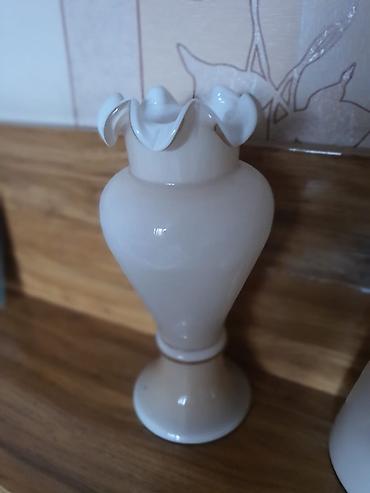 Наборы посуды: Набор чайных пар (чашка + блюдце), фарфор. Состав и дизайн: - — 20