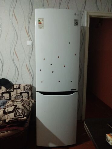 витриный холодилник: Муздаткыч LG, Колдонулган, Эки камералуу, 60 * 190 * 60