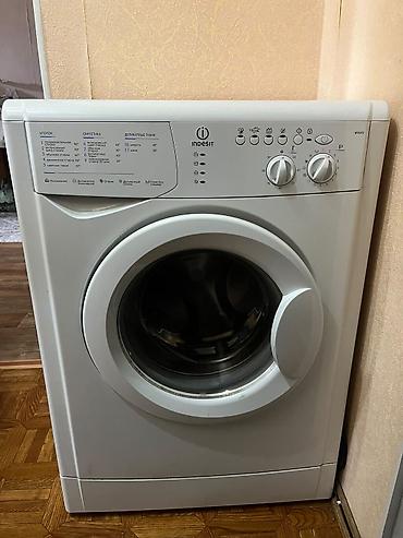 bos mini: Стиральная машина Indesit (фронтальная загрузка), модель WISL 82 — 1