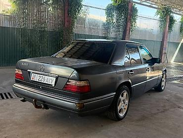 sr group: Mercedes-Benz E-Class: 1994 г., 2 л, Механика, Бензин, Седан — 5