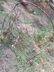 demir kuncluk: Qədimi dəmir beşik 30 AZN n