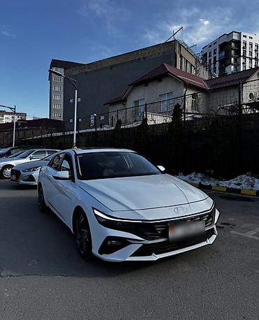 Hyundai: Hyundai Elantra: 2024 г., 1.5 л, Вариатор, Бензин, Седан — 2